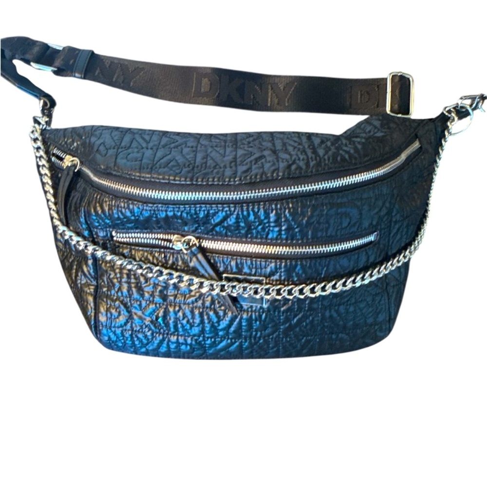 🛍️DKNY Black Crossbody Bum Bag with Chain Detail🛍️